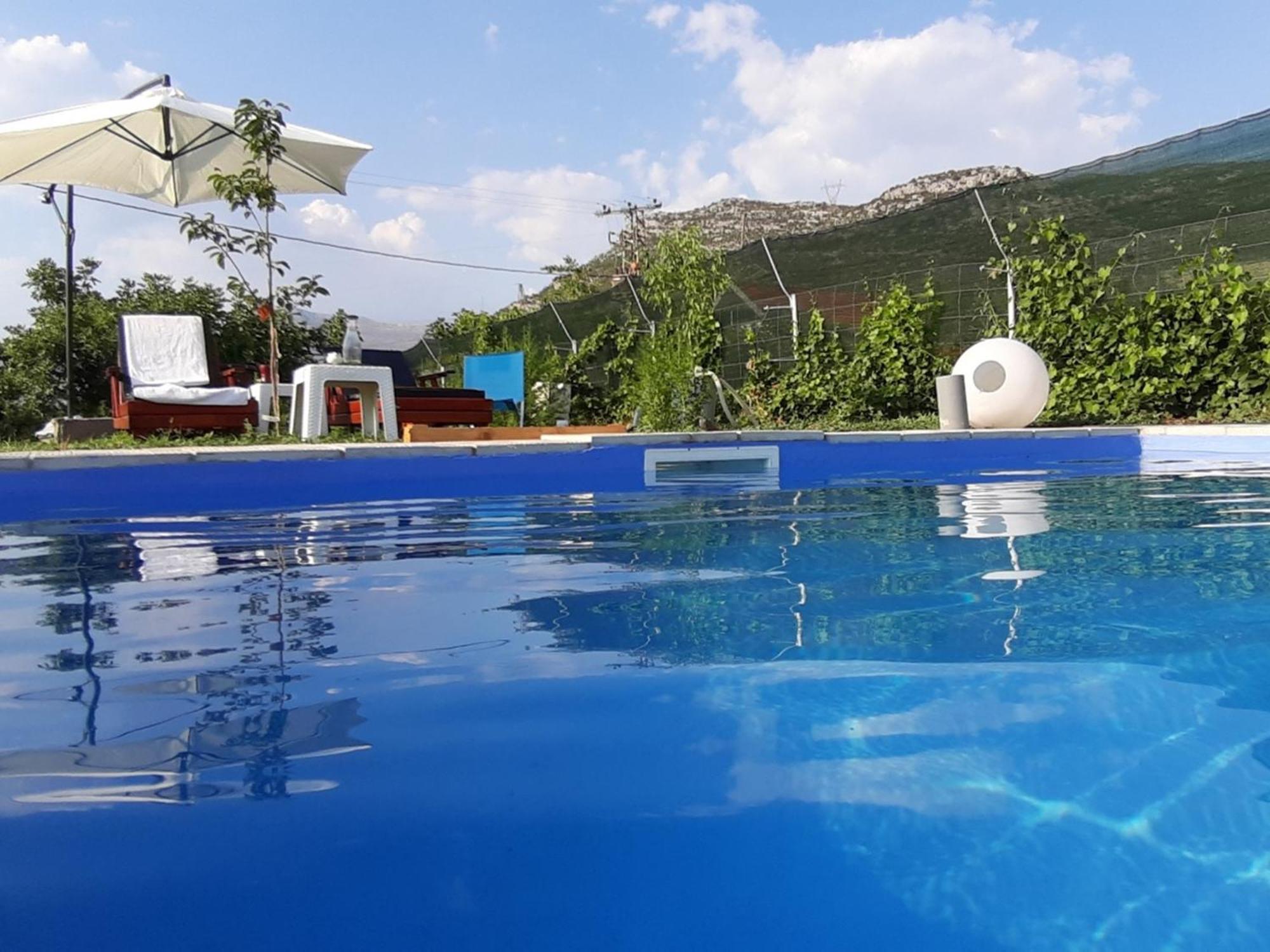 Apartment Merona With Swimming Pool Trebinje Zimmer foto